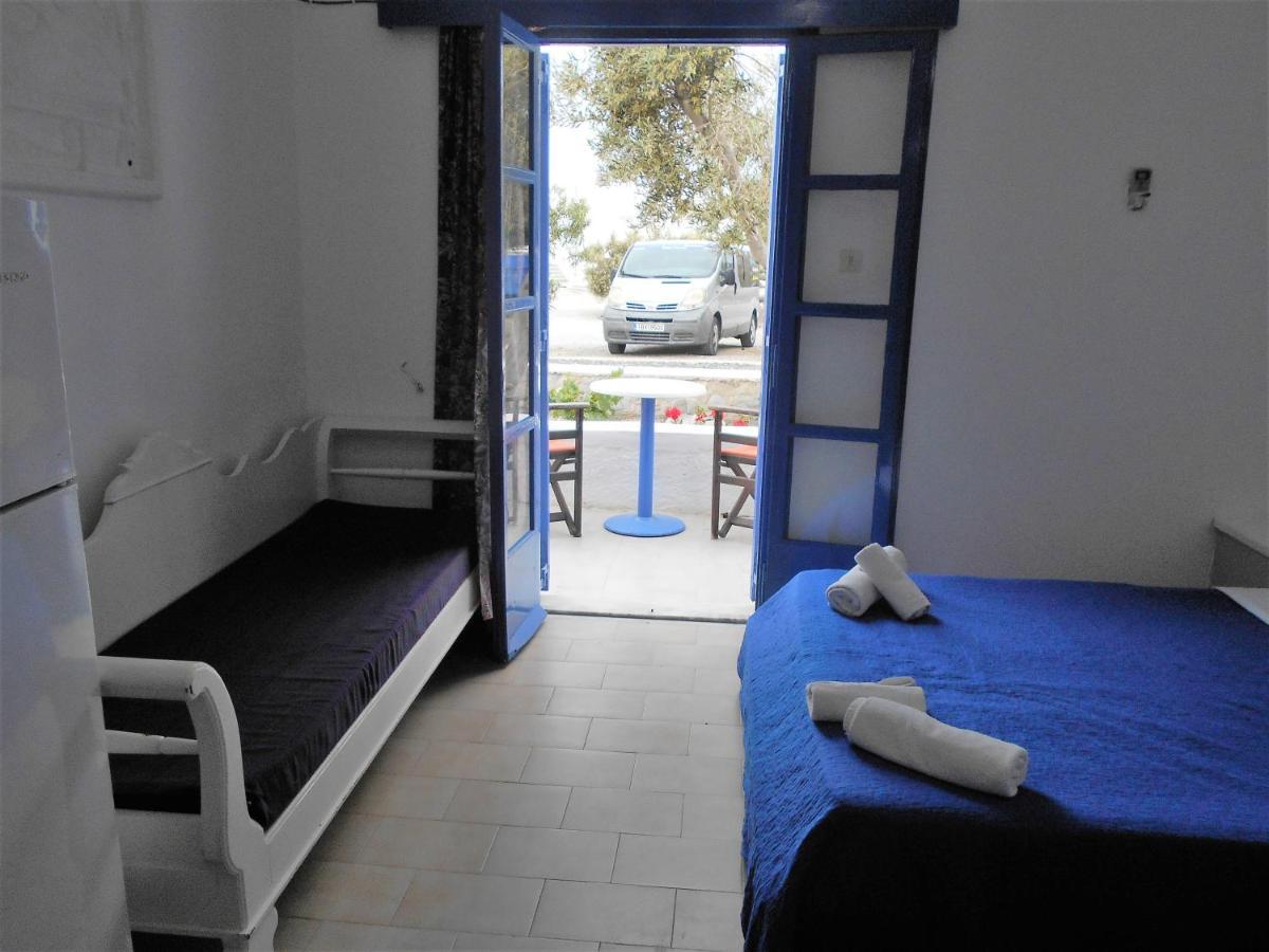 The Three Anchors Rooms Emporio  Dış mekan fotoğraf