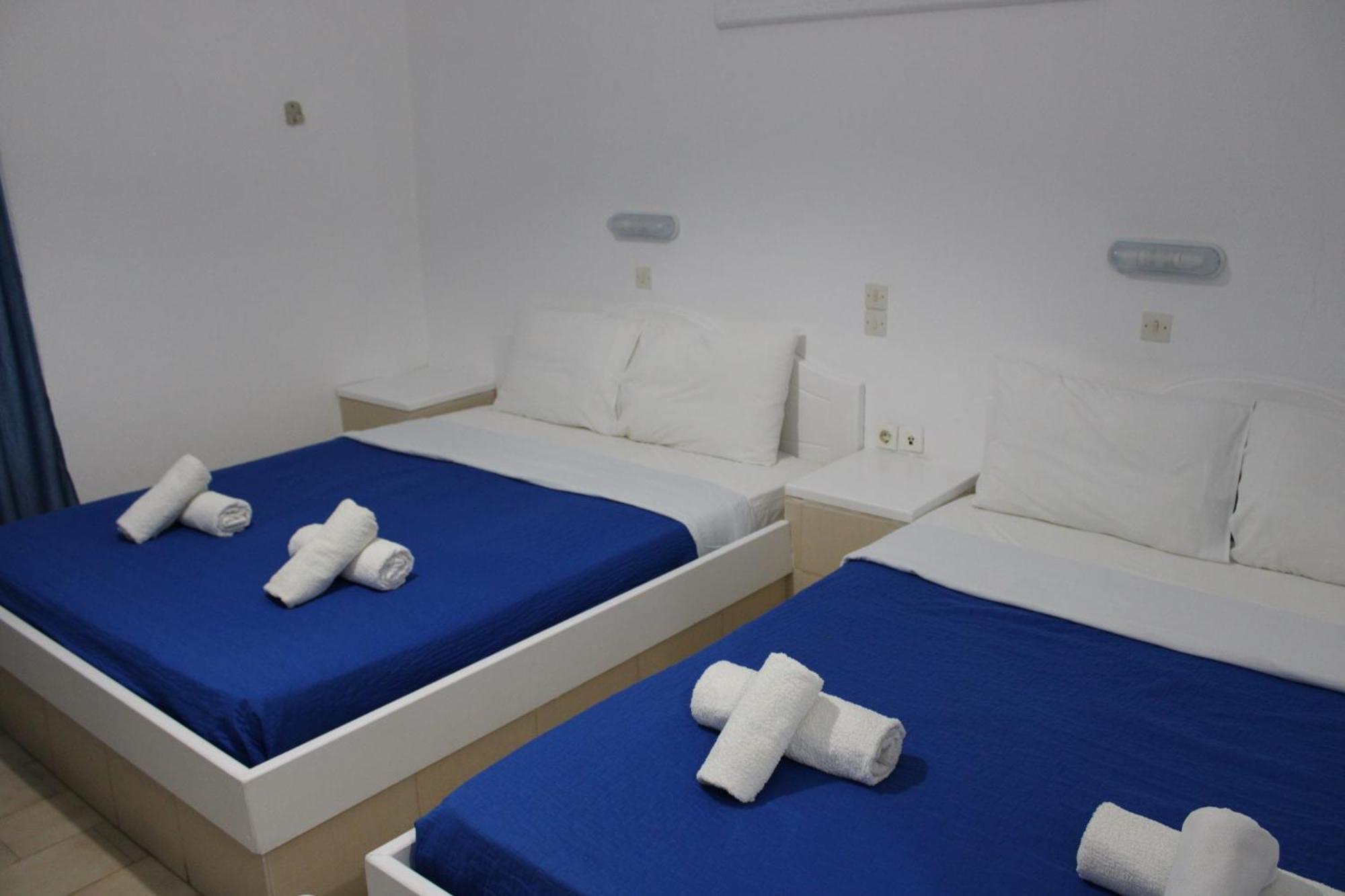 The Three Anchors Rooms Emporio  Dış mekan fotoğraf